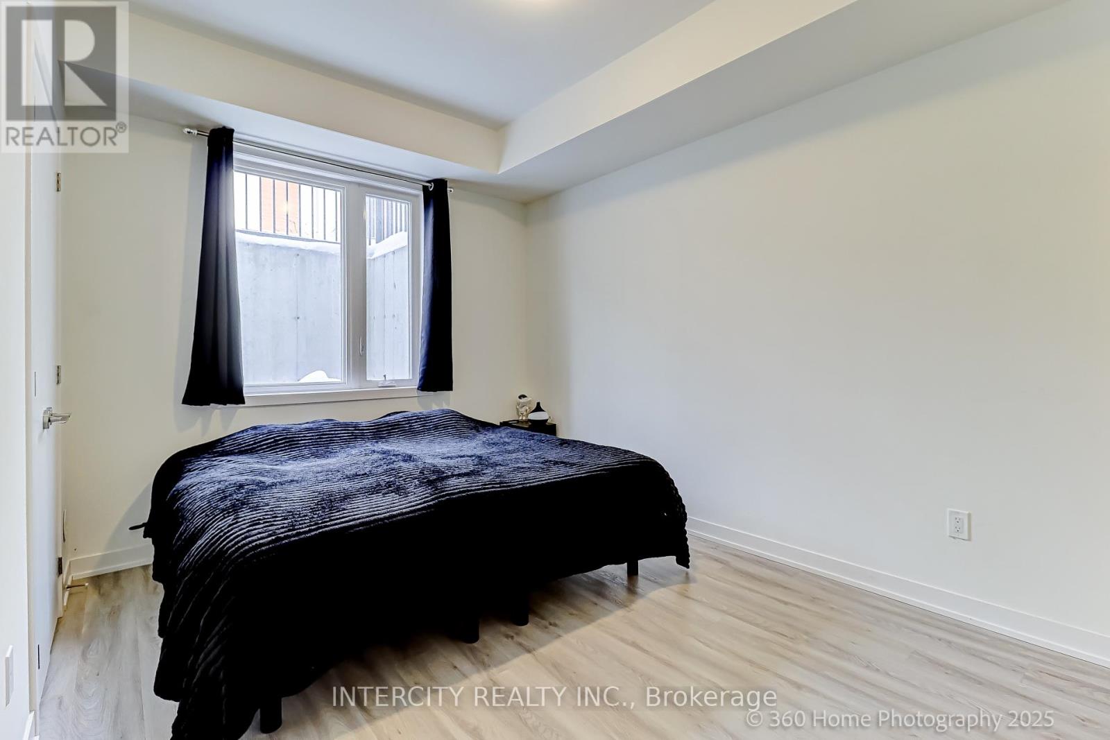 1504 - 11 David Eyer Road, Richmond Hill, Ontario  L4S 0N3 - Photo 13 - N12777446