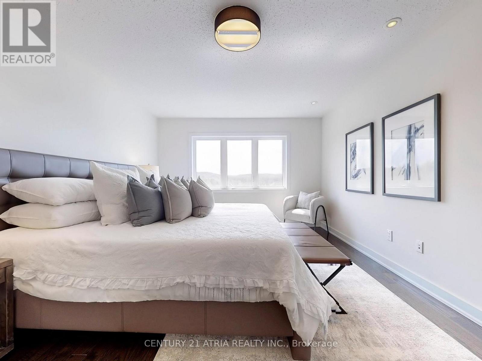 105 Anchusa Drive, Richmond Hill, Ontario  L4E 1C5 - Photo 16 - N12490788