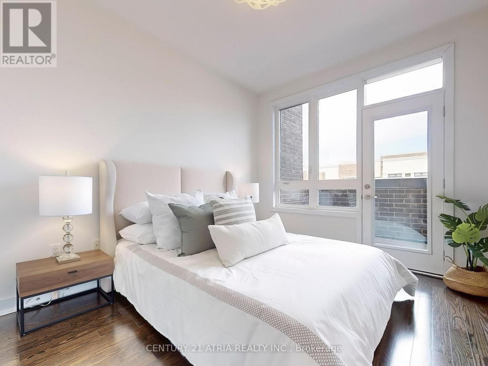 105 Anchusa Drive, Richmond Hill, Ontario  L4E 1C5 - Photo 20 - N12490788