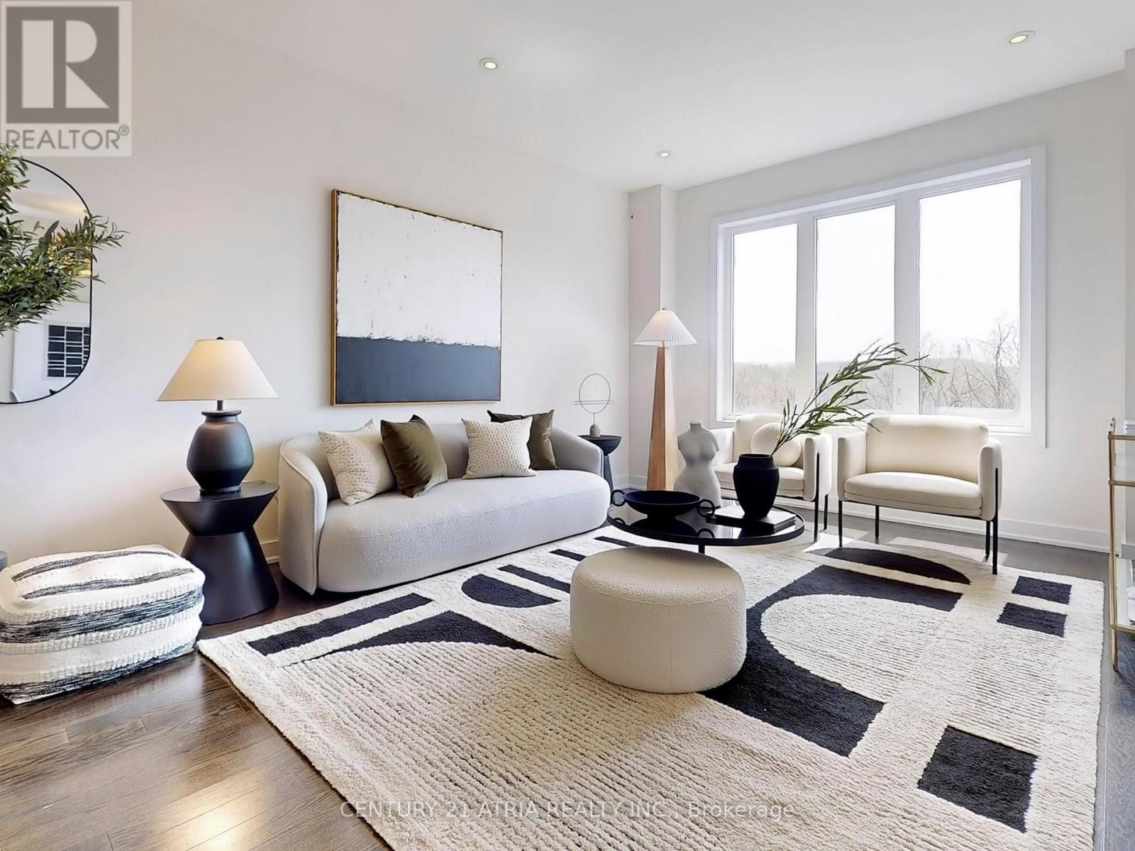 105 Anchusa Drive, Richmond Hill, Ontario  L4E 1C5 - Photo 4 - N12490788