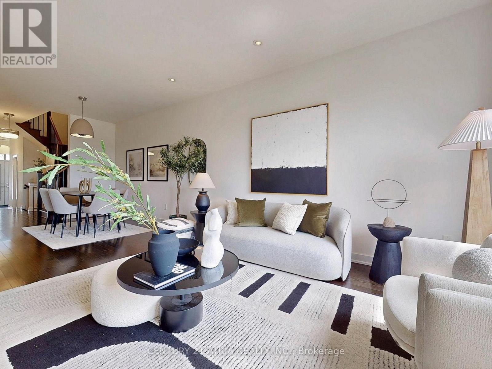 105 Anchusa Drive, Richmond Hill, Ontario  L4E 1C5 - Photo 5 - N12490788