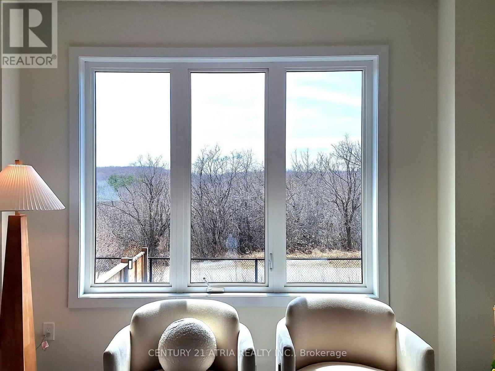 105 Anchusa Drive, Richmond Hill, Ontario  L4E 1C5 - Photo 6 - N12490788