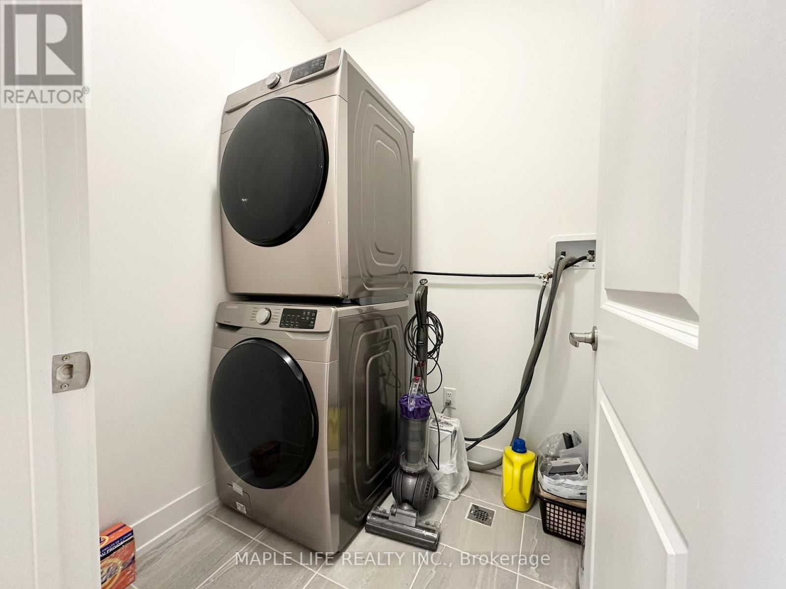 124 Hilts Drive, Richmond Hill, Ontario  L4S 0J2 - Photo 32 - N12832222