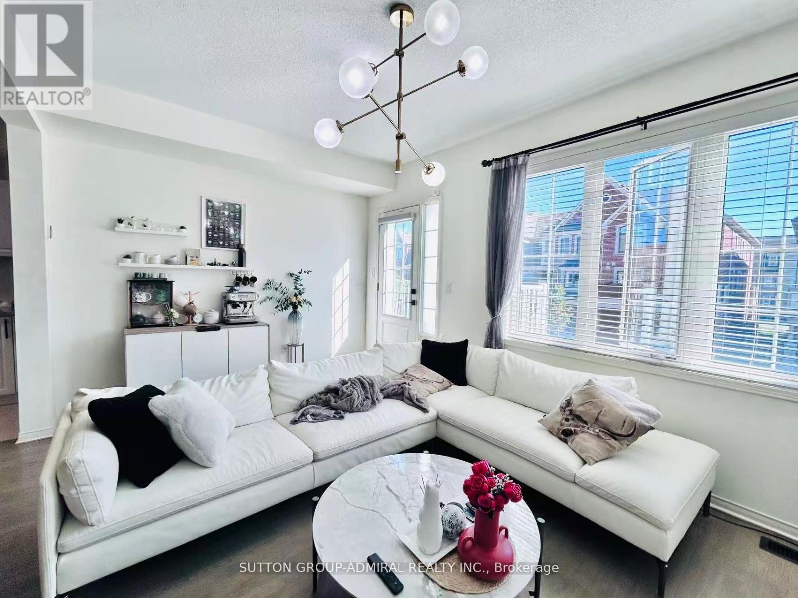 14 Mcgrath Avenue, Richmond Hill, Ontario  L4S 0K5 - Photo 15 - N12844130