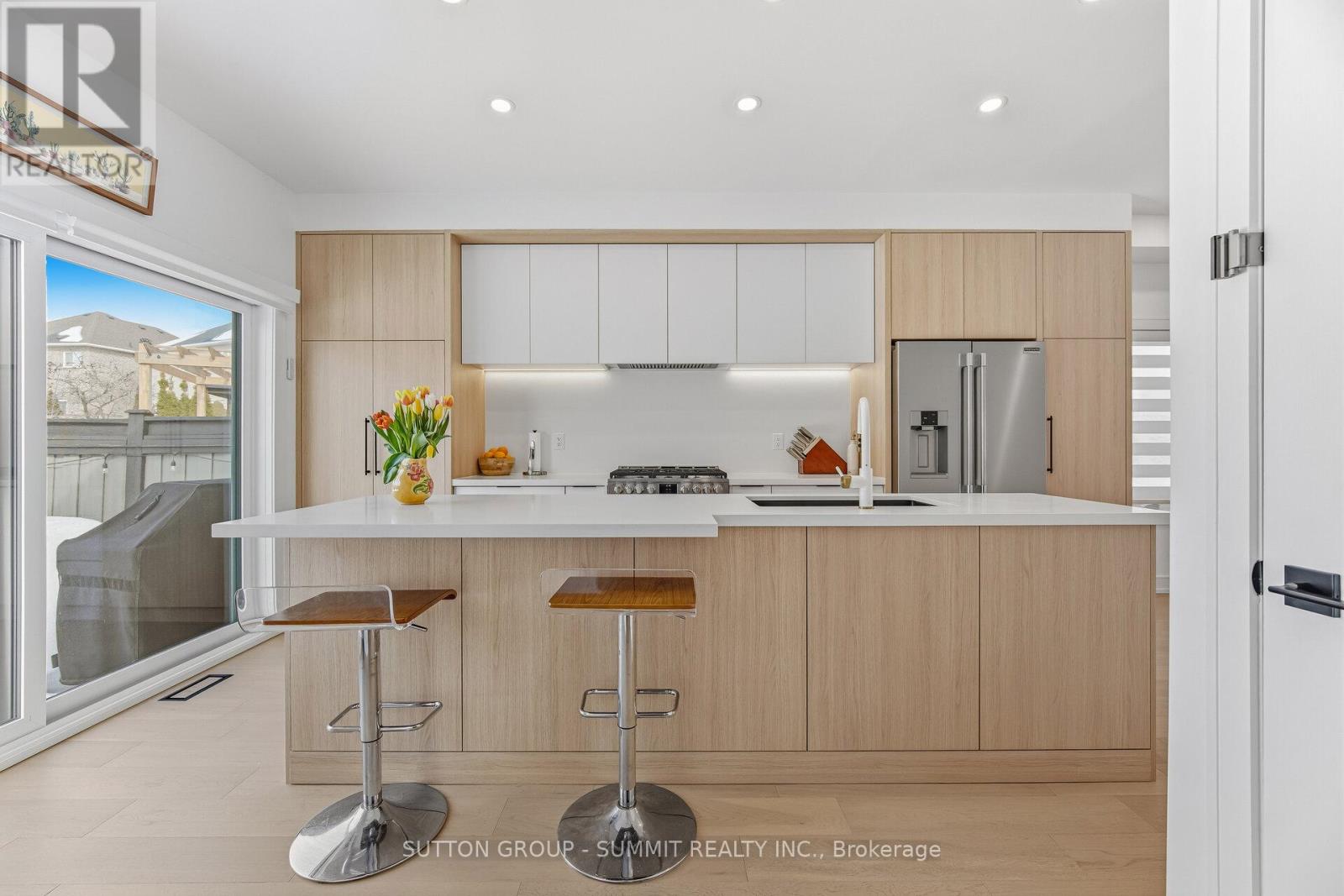 72 Ravineview Drive, Vaughan, Ontario  L6A 3T6 - Photo 11 - N12846568