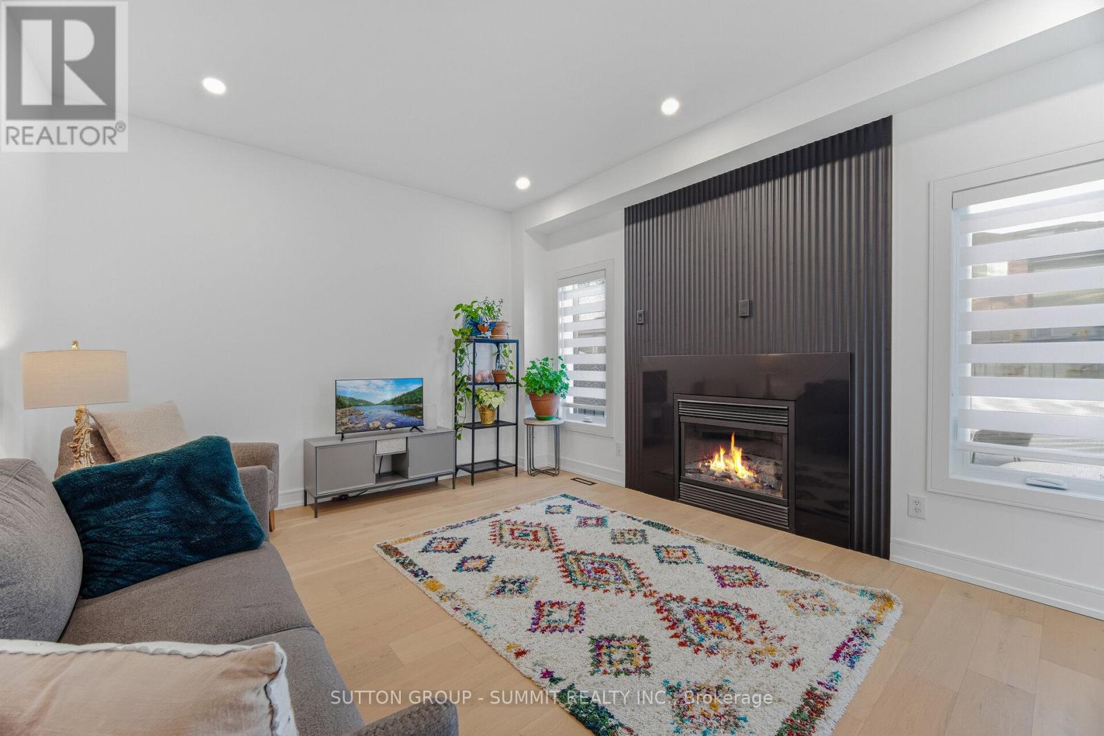 72 Ravineview Drive, Vaughan, Ontario  L6A 3T6 - Photo 16 - N12846568