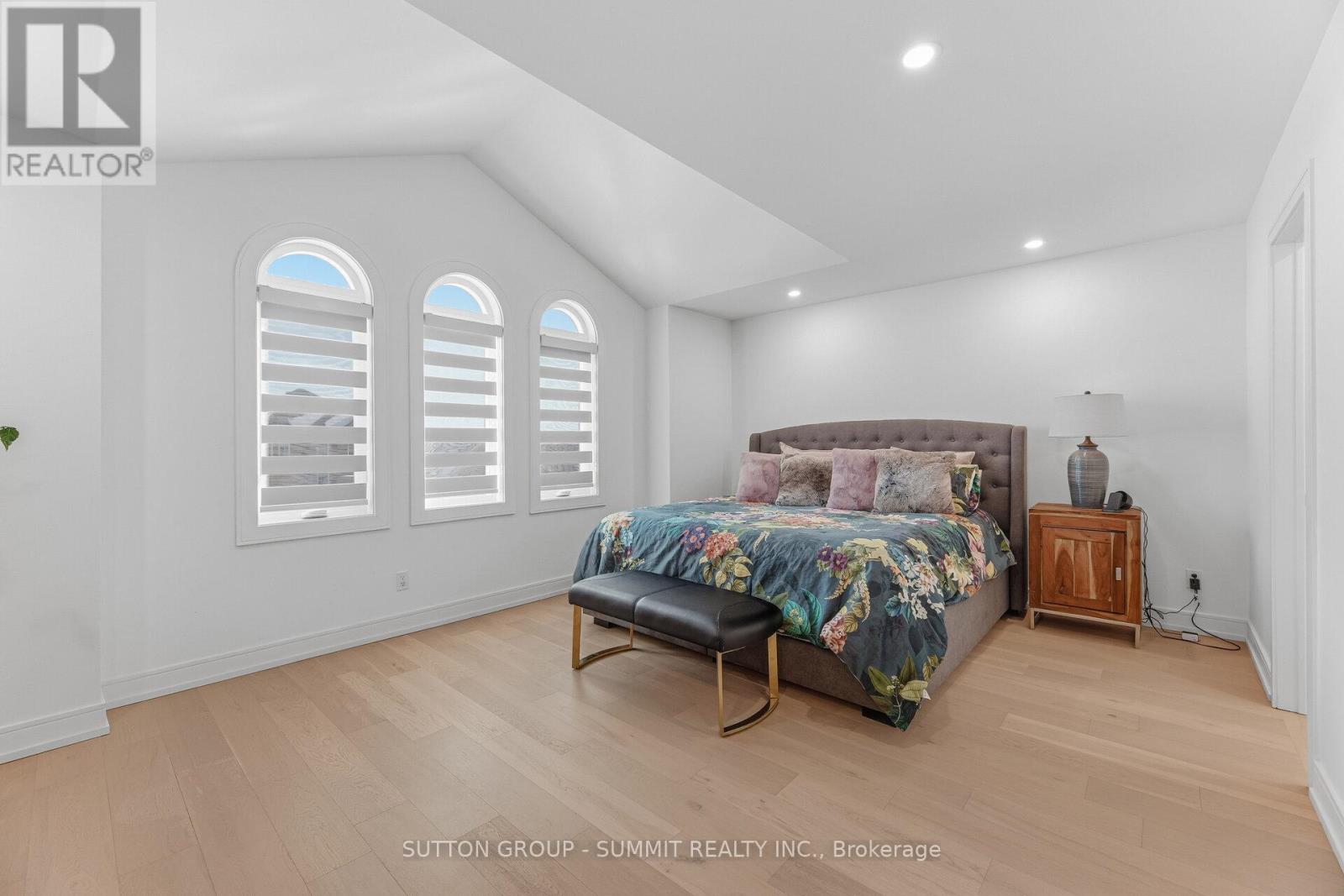 72 Ravineview Drive, Vaughan, Ontario  L6A 3T6 - Photo 23 - N12846568