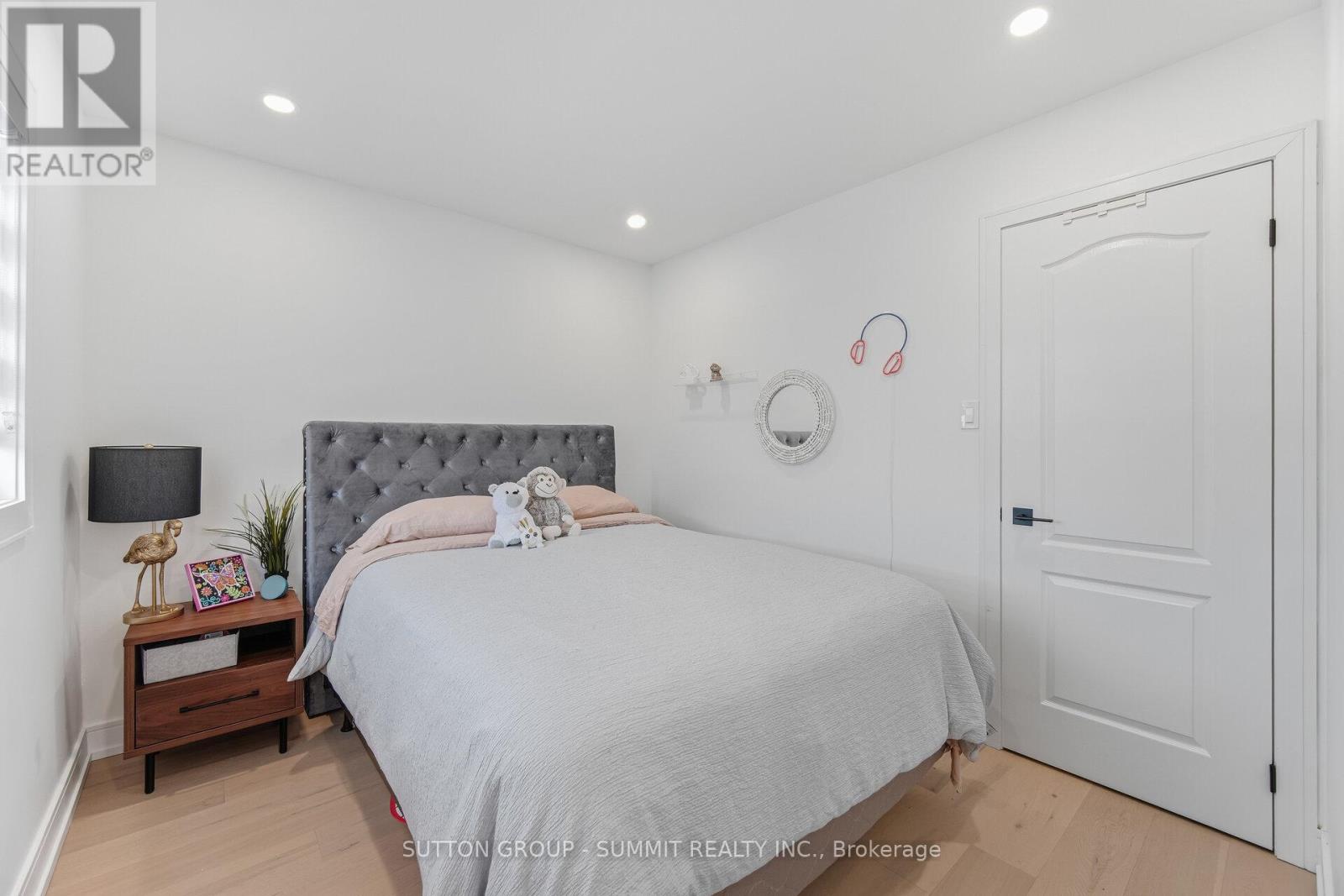 72 Ravineview Drive, Vaughan, Ontario  L6A 3T6 - Photo 30 - N12846568