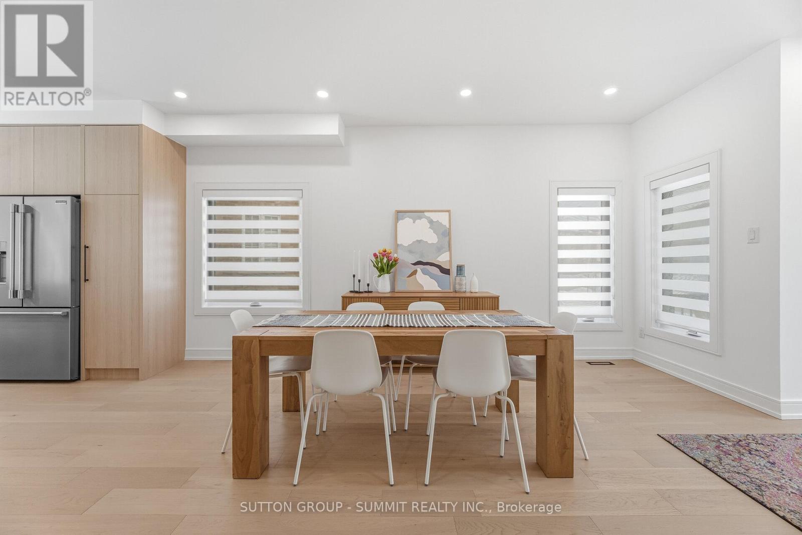 72 Ravineview Drive, Vaughan, Ontario  L6A 3T6 - Photo 7 - N12846568