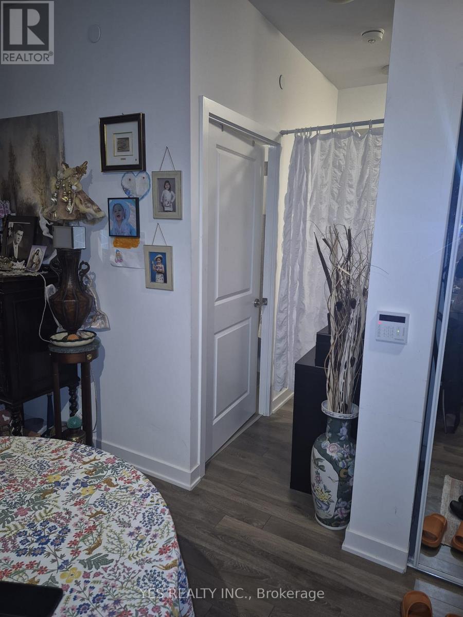 513 - 100 Eagle Rock Way, Vaughan, Ontario  L6A 5B9 - Photo 12 - N12881630