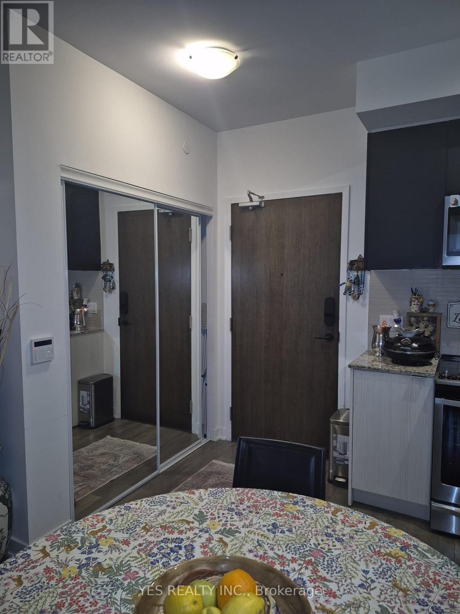 513 - 100 Eagle Rock Way, Vaughan, Ontario  L6A 5B9 - Photo 5 - N12881630