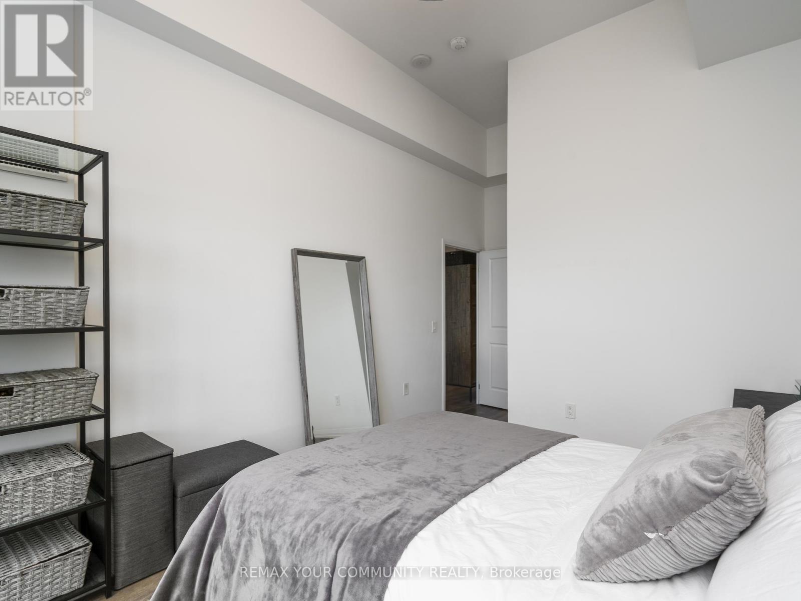 1012 - 99 Eagle Rock Way, Vaughan, Ontario  L6A 5A7 - Photo 26 - N12886104