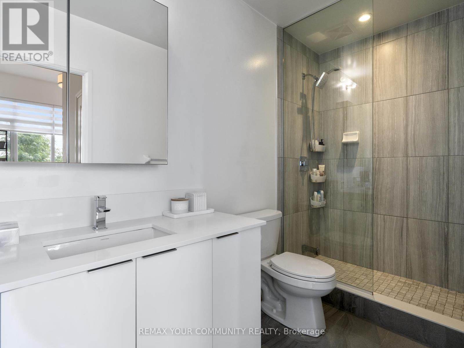 1012 - 99 Eagle Rock Way, Vaughan, Ontario  L6A 5A7 - Photo 27 - N12886104