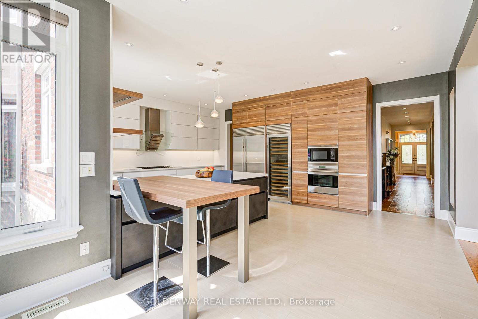 229 Hunterwood Chase, Vaughan, Ontario  L6A 4R2 - Photo 14 - N12886244