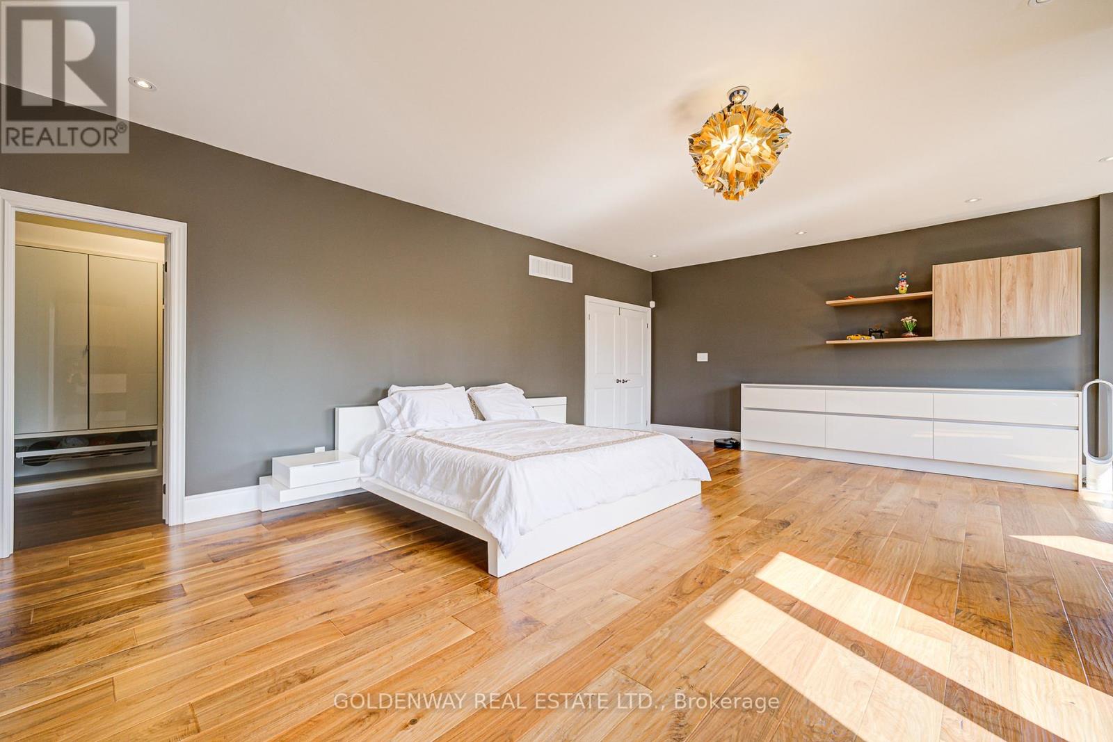 229 Hunterwood Chase, Vaughan, Ontario  L6A 4R2 - Photo 40 - N12886244