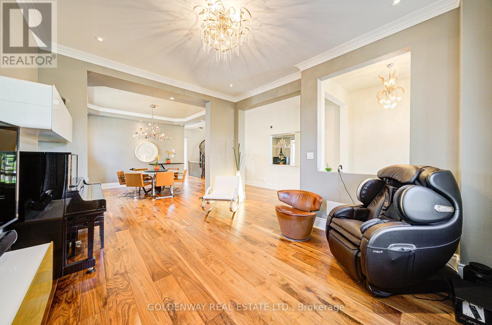 229 Hunterwood Chase, Vaughan, Ontario  L6A 4R2 - Photo 7 - N12886244