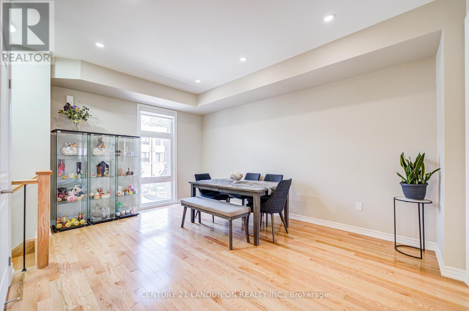 65 Puisaya Drive, Richmond Hill, Ontario  L4E 1L2 - Photo 13 - N12917056