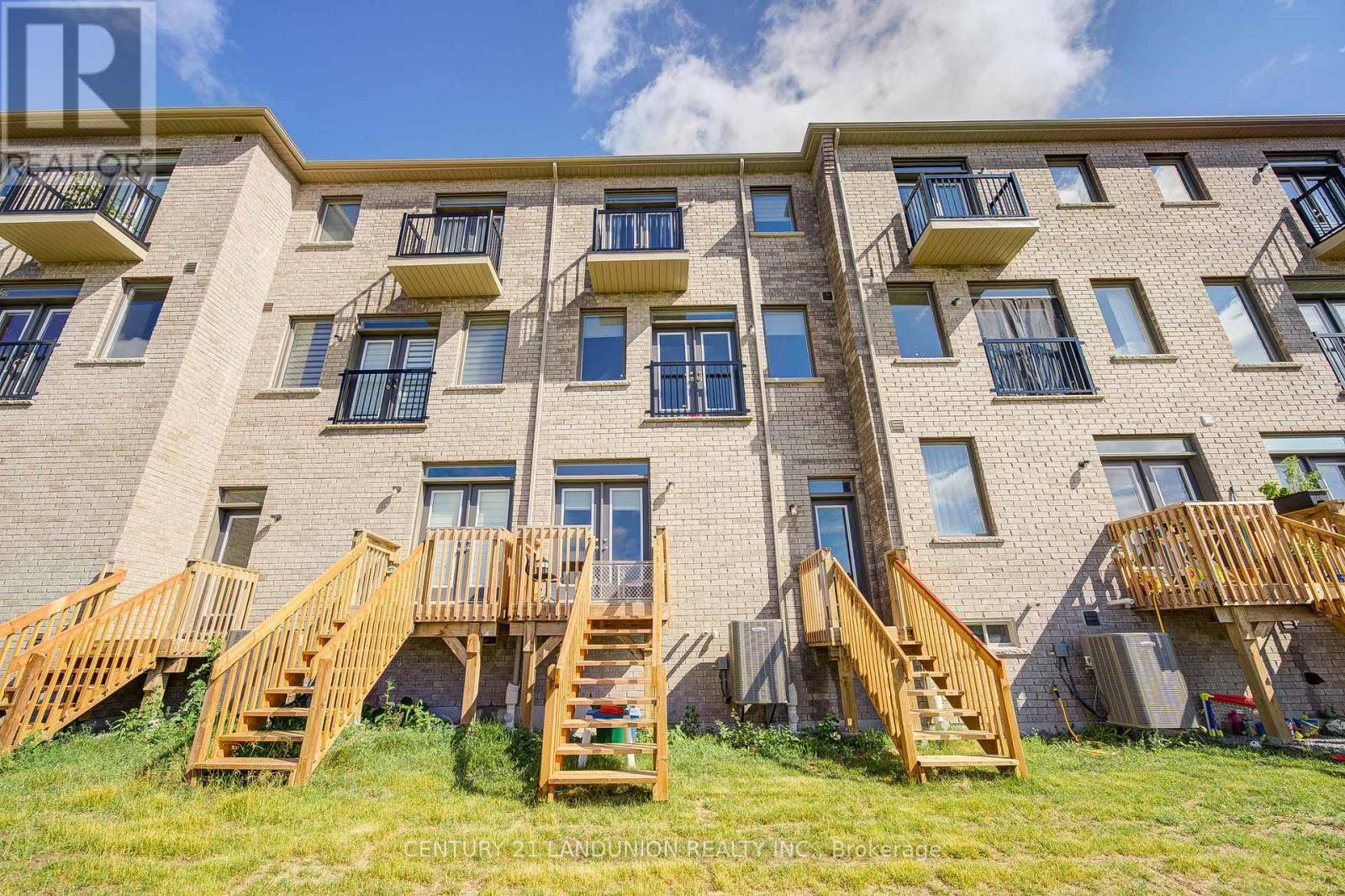 65 Puisaya Drive, Richmond Hill, Ontario  L4E 1L2 - Photo 29 - N12917056