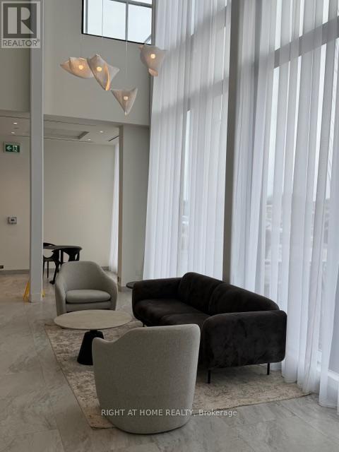 307 - 6 David Eyer Road, Richmond Hill, Ontario  L4S 0N5 - Photo 12 - N12917390