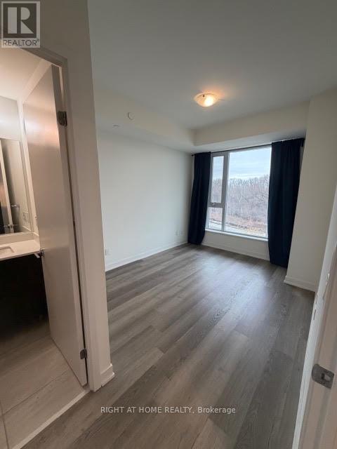 307 - 6 David Eyer Road, Richmond Hill, Ontario  L4S 0N5 - Photo 6 - N12917390