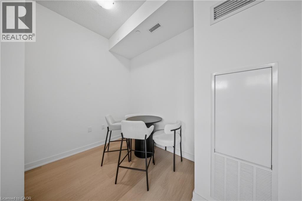 859 The Queensway Unit# 209, Toronto, Ontario  M8Z 1N8 - Photo 17 - 40815404