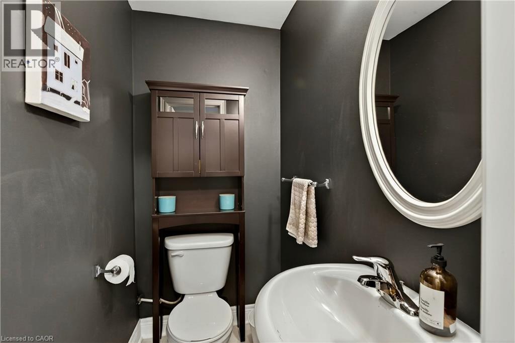 1862 Burnhamthorpe Road, Mississauga, Ontario  L4X 2S5 - Photo 8 - 40814747