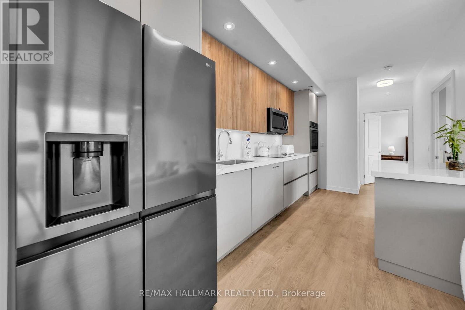 1506 - 120 Eagle Rock Way, Vaughan, Ontario  L6A 5C2 - Photo 11 - N12927974