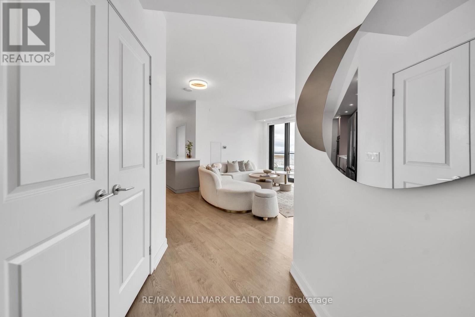 1506 - 120 Eagle Rock Way, Vaughan, Ontario  L6A 5C2 - Photo 6 - N12927974