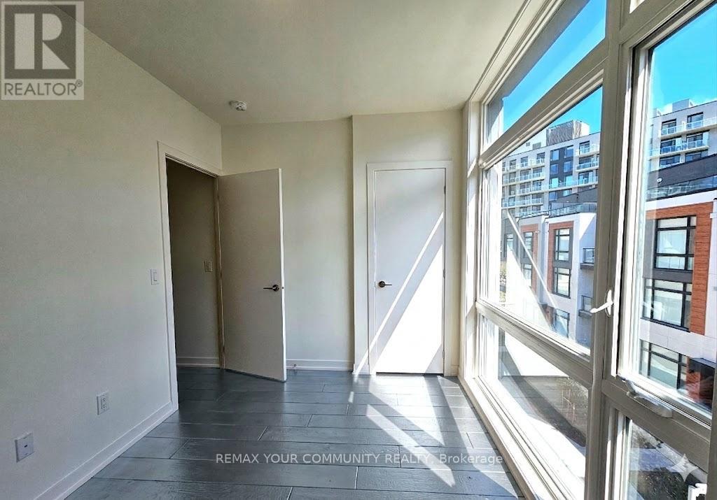 1406 - 15 David Eyer Road W, Richmond Hill, Ontario  L4S 0N2 - Photo 10 - N12946112