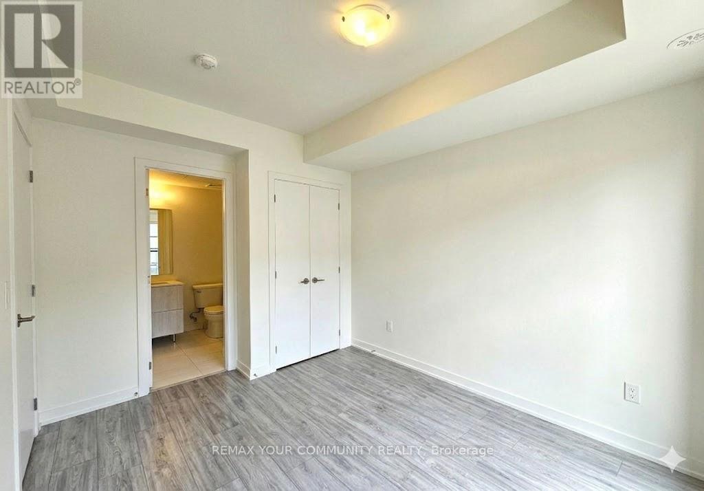 1406 - 15 David Eyer Road W, Richmond Hill, Ontario  L4S 0N2 - Photo 12 - N12946112