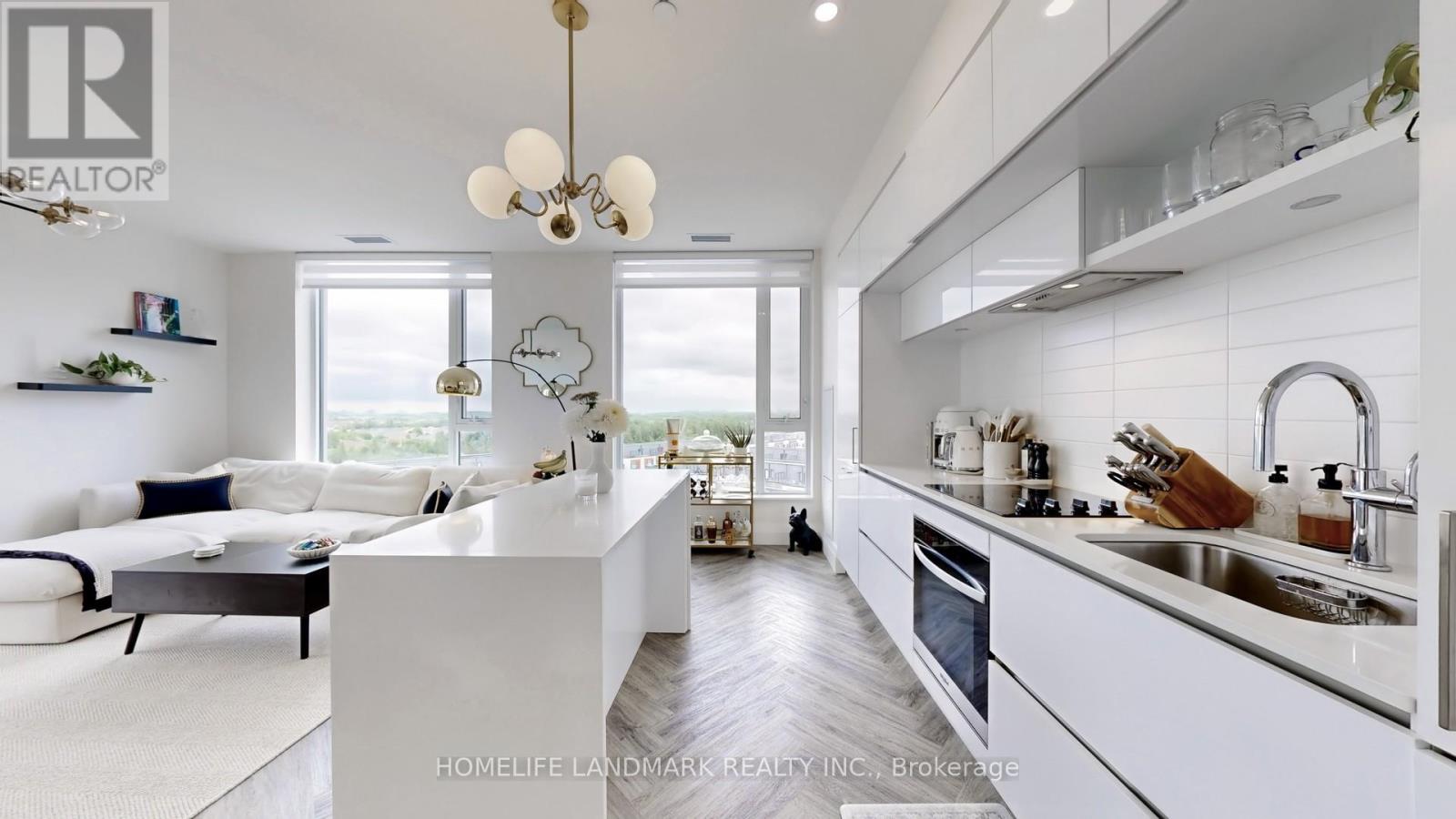 812 - 6 David Eyer Road, Richmond Hill, Ontario  L4S 0N5 - Photo 6 - N12947692