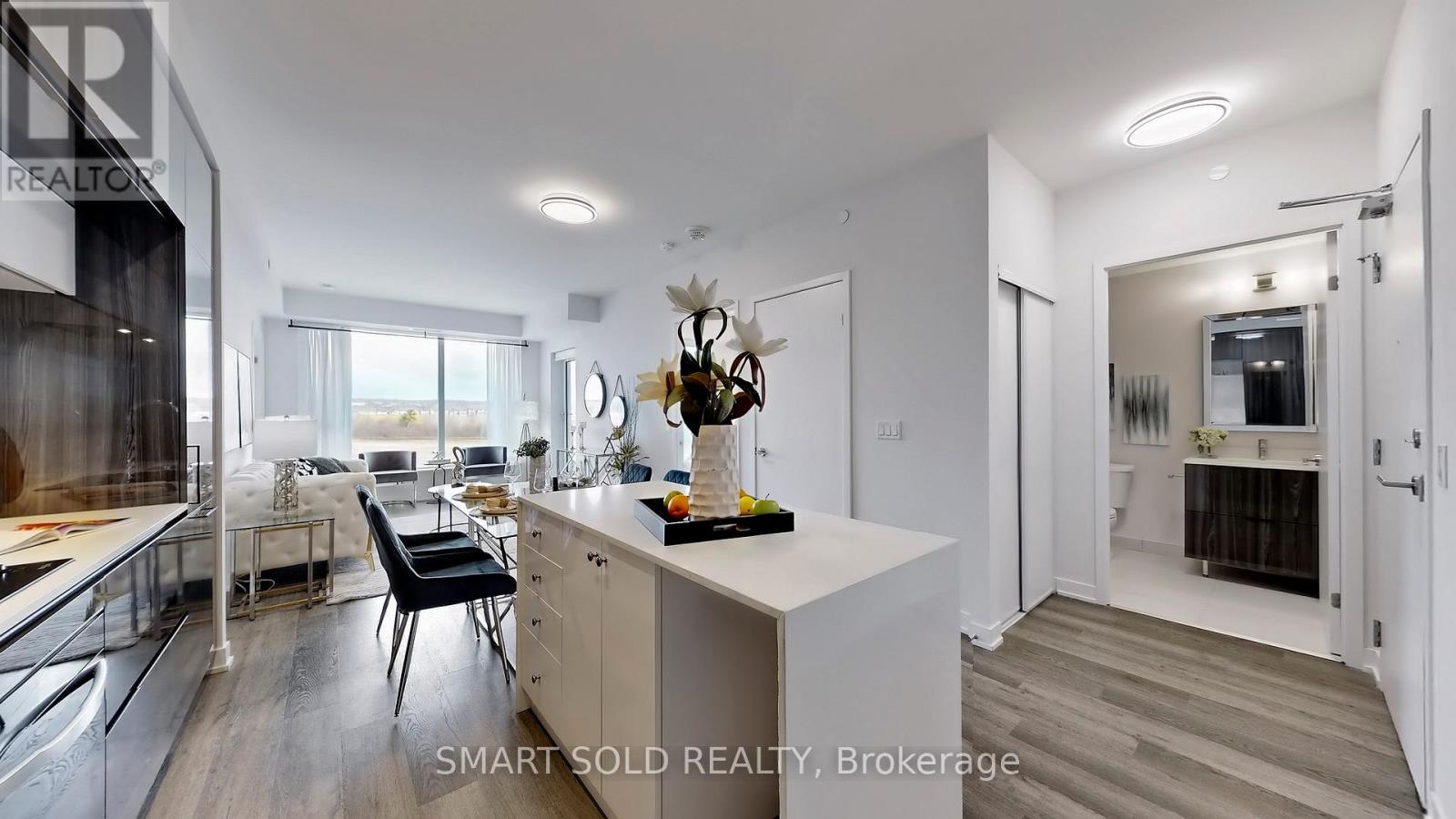 626 - 2 David Eyer Road, Richmond Hill, Ontario  L4S 0N6 - Photo 6 - N12948764